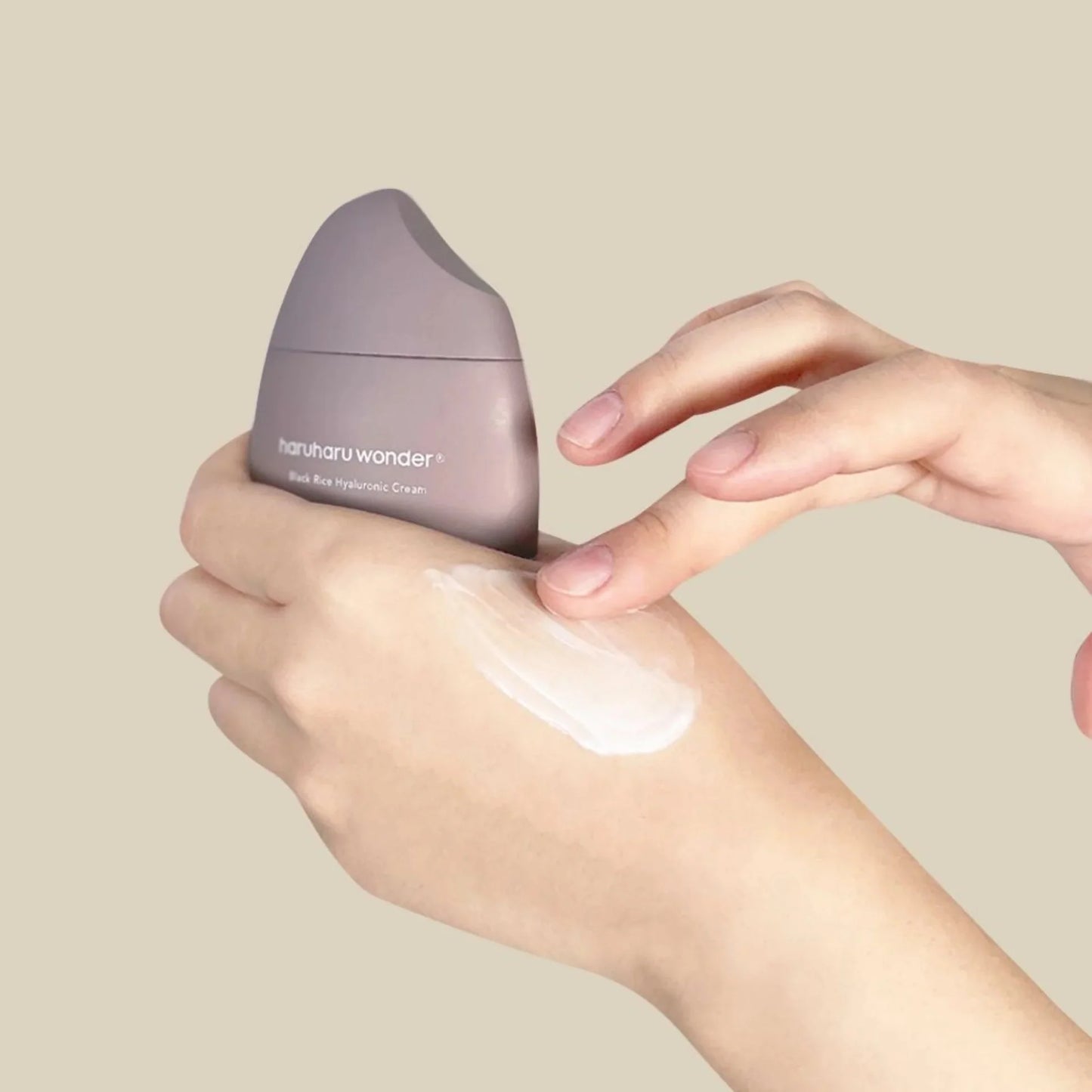 Haruharu Wonder: Black Rice 10 Hyaluronic Cream