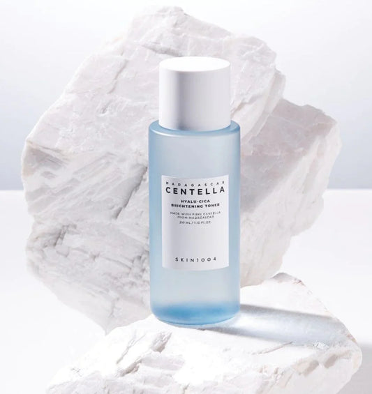 SKIN1004: Madagascar Centella Hyalu-Cica Brightening Toner