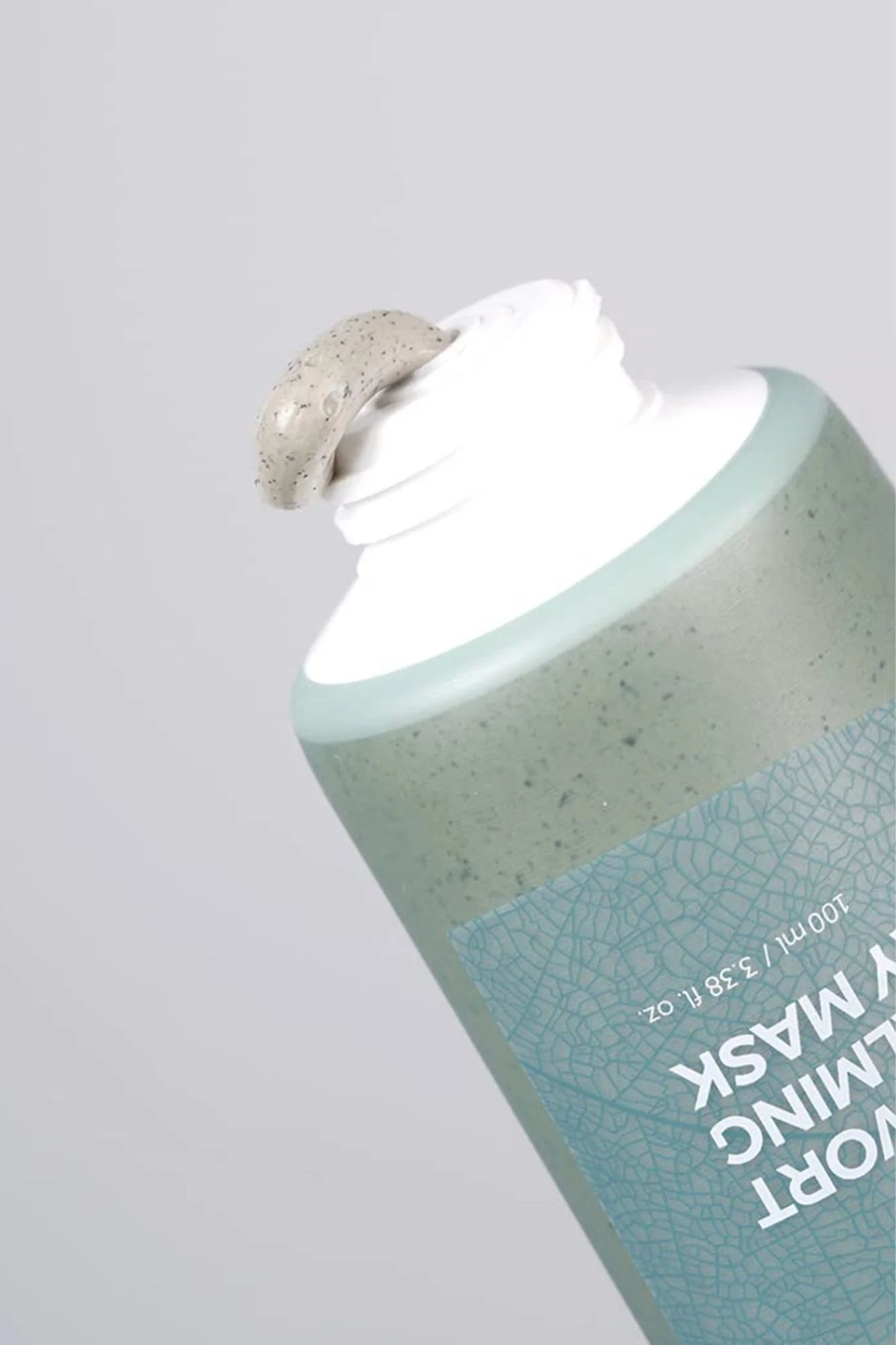 Isntree: Mugwort Calming Clay Mask
