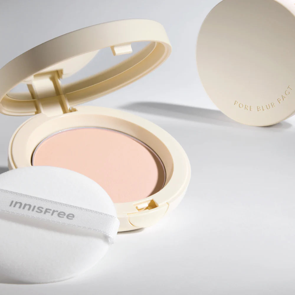 Innisfree: Pore Blur Pact
