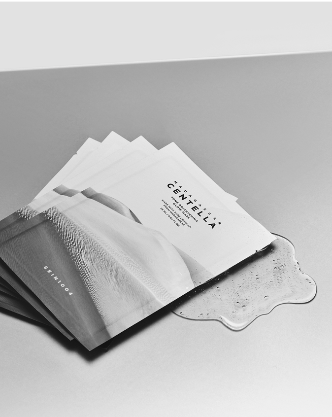 Rutina Adiós manchas x SKIN1004