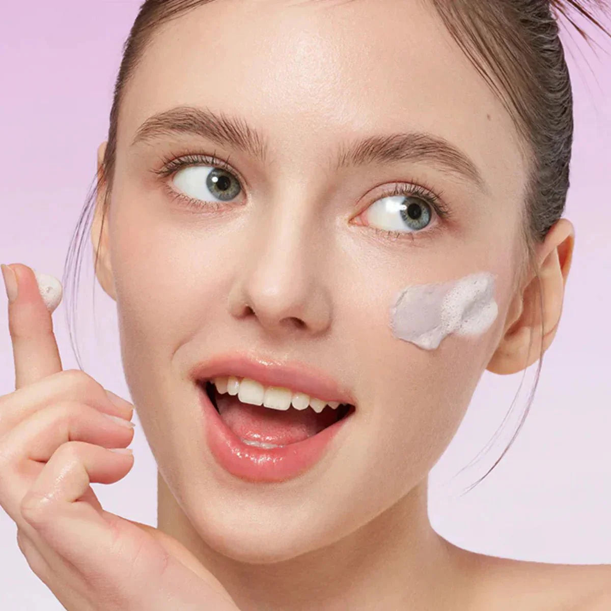 EQQUALBERRY: Purple Rice Purifying Pack Cleanser
