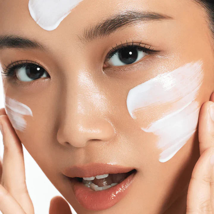 Anua: Zero-Cast Moisturizing Finish Sunscreen SPF 50+ PA++++