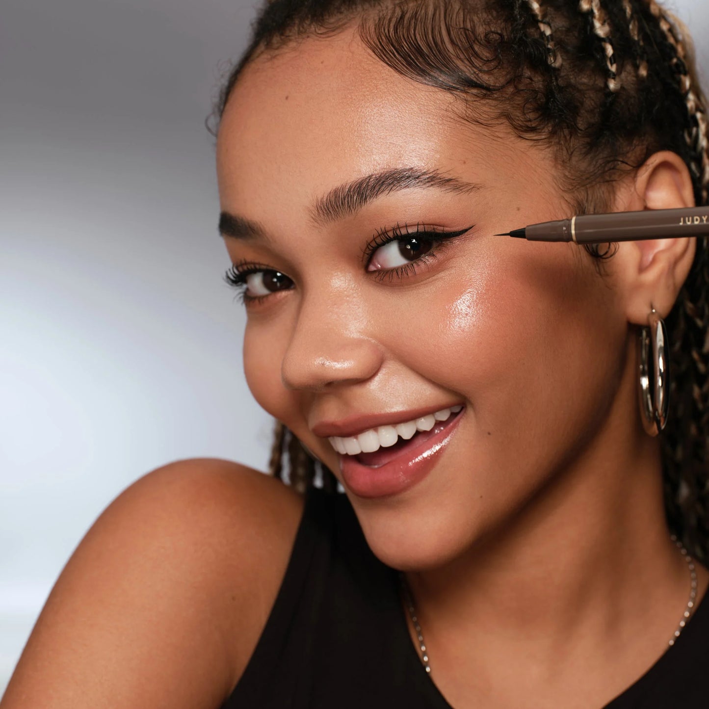 Judydoll: Slim Liquid Eyeliner