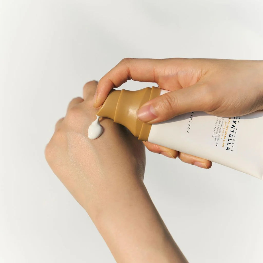 SKIN1004: Centella Air-Fit Suncream Light Sumin K Beauty Panama