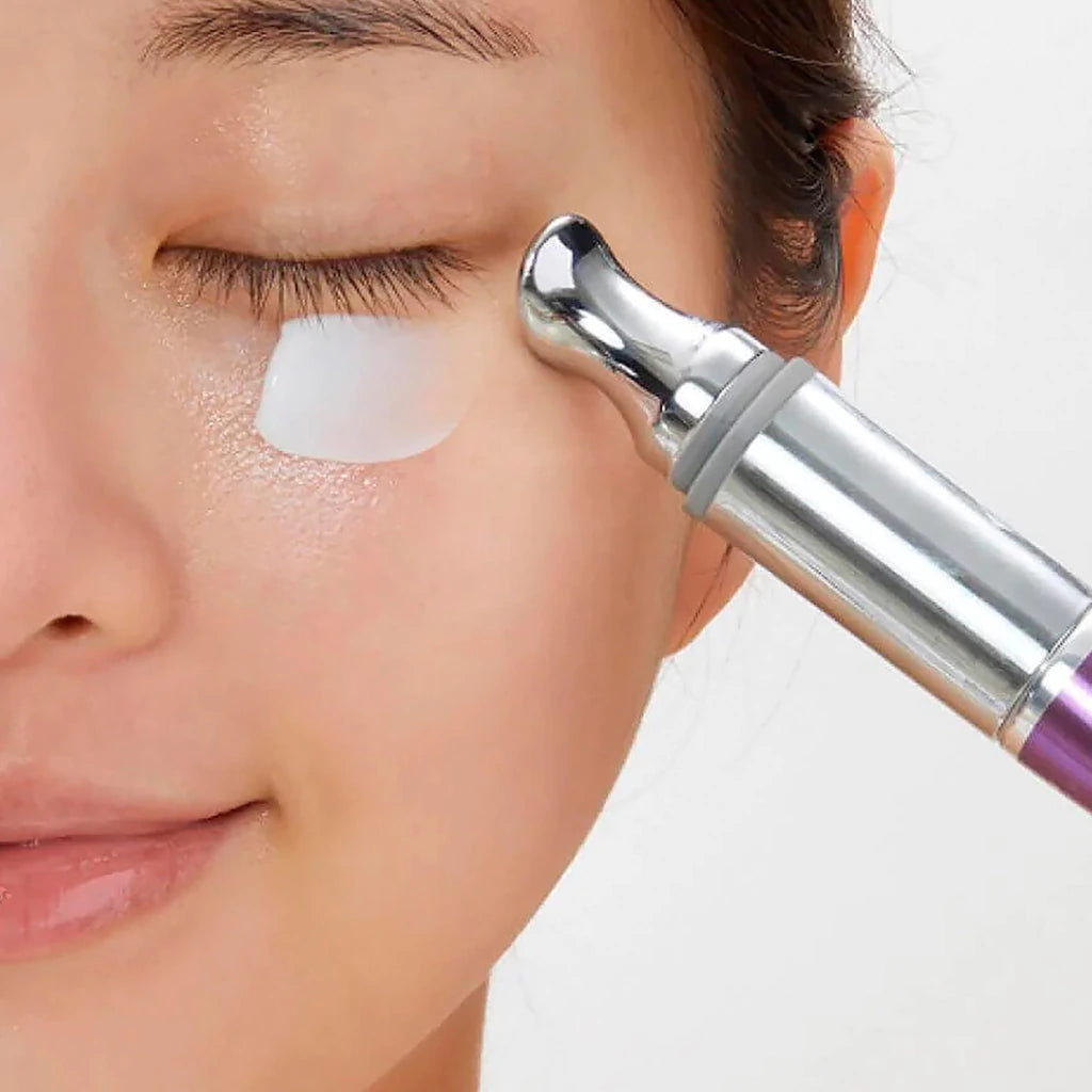 VT Cosmetics: Reedle Shot Lifting Eye Cream